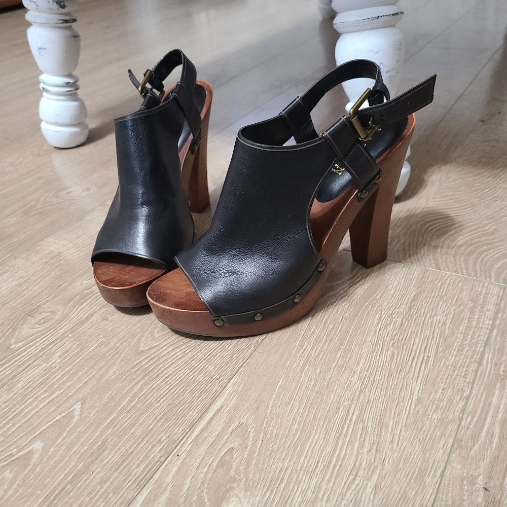 Ralph Lauren heels 8.5